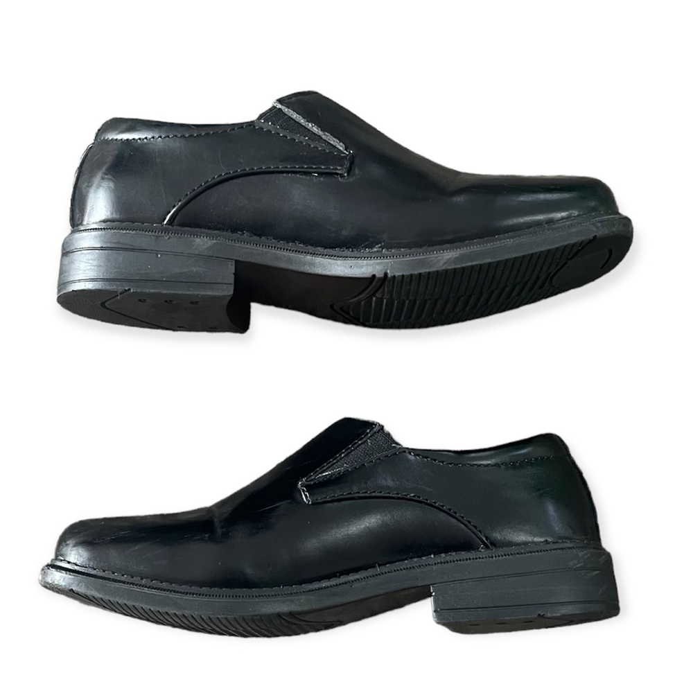 Deer Stags Slip-on Dress Shoes, Size 12.5 Wide